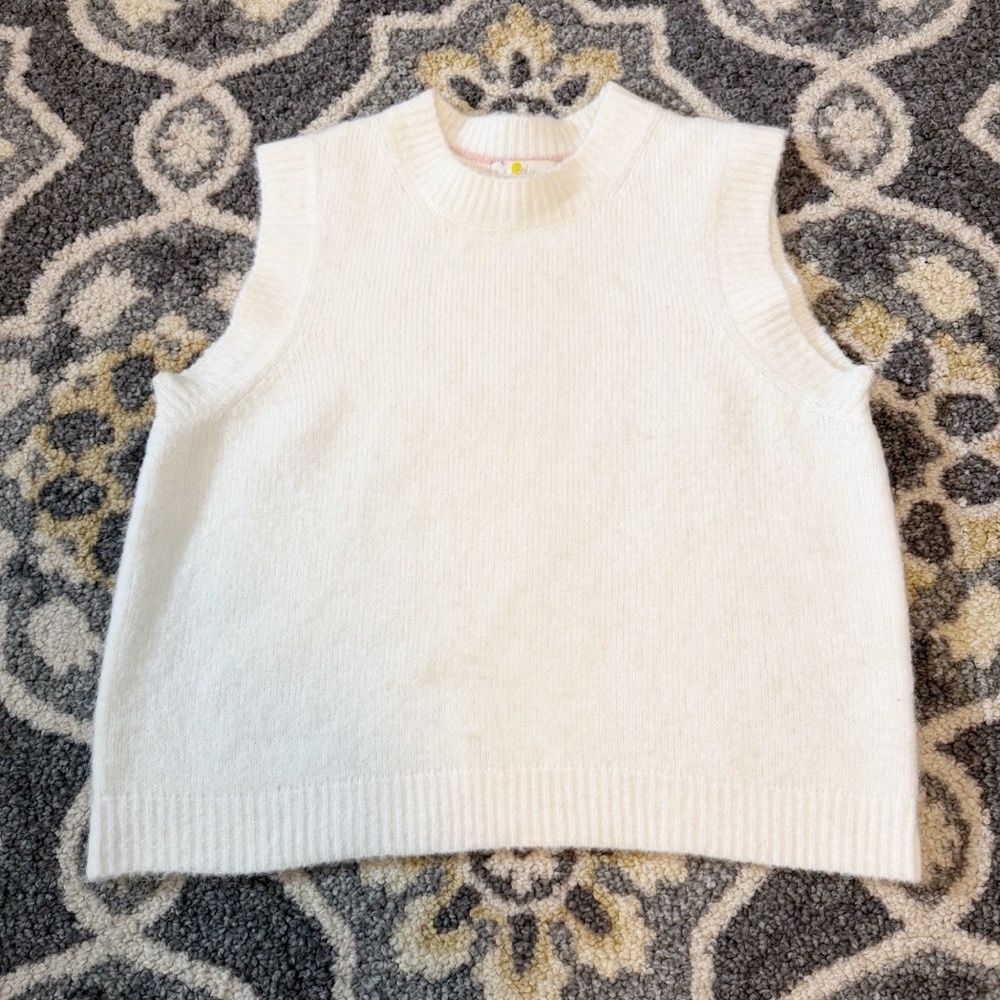 BODEN Cream Fuzzy Knit Sleeveless Sweater Vest | Size M